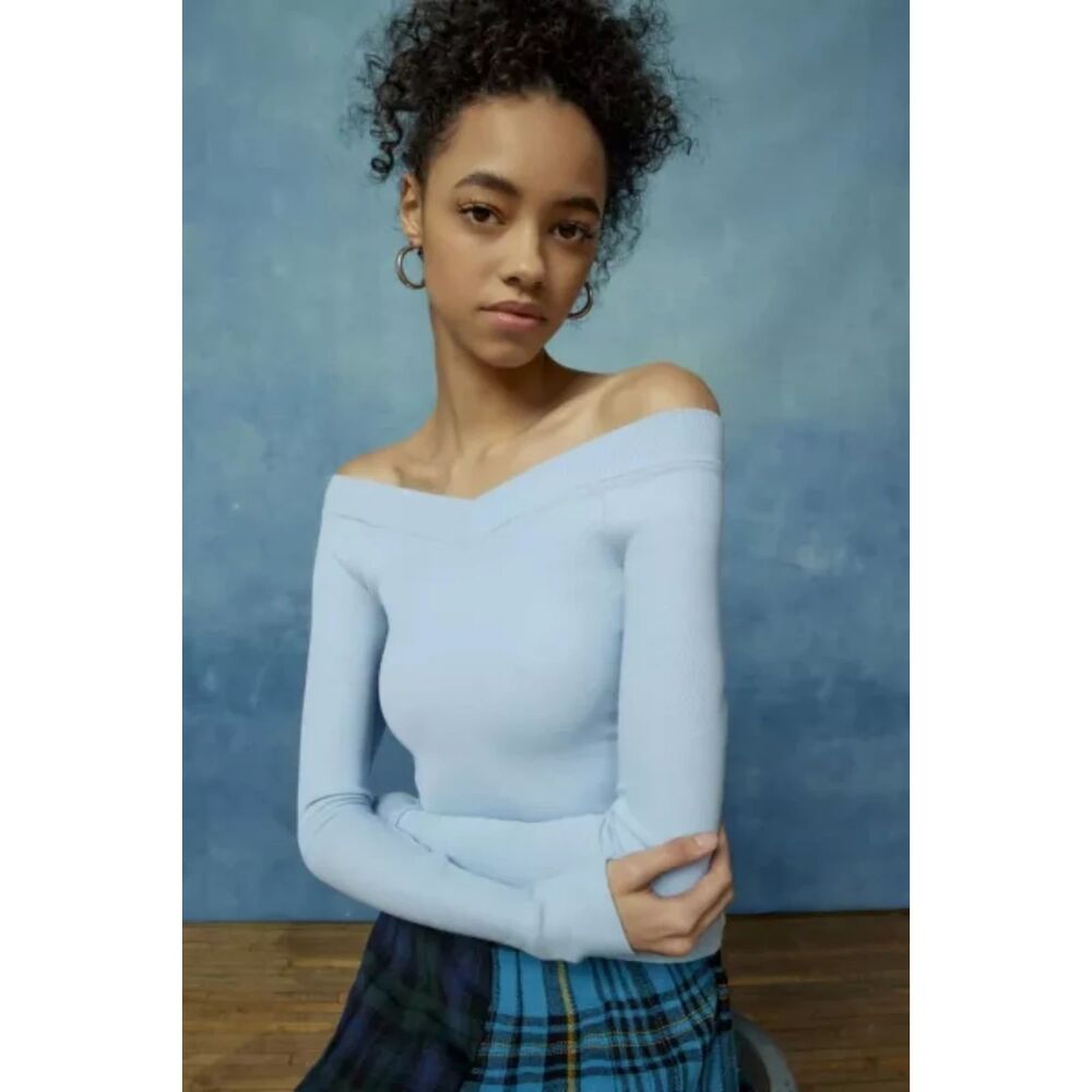 BDG Shannen Off-The-Shoulder Long Sleeve Tee Size XS Baby Blue NWOT UO